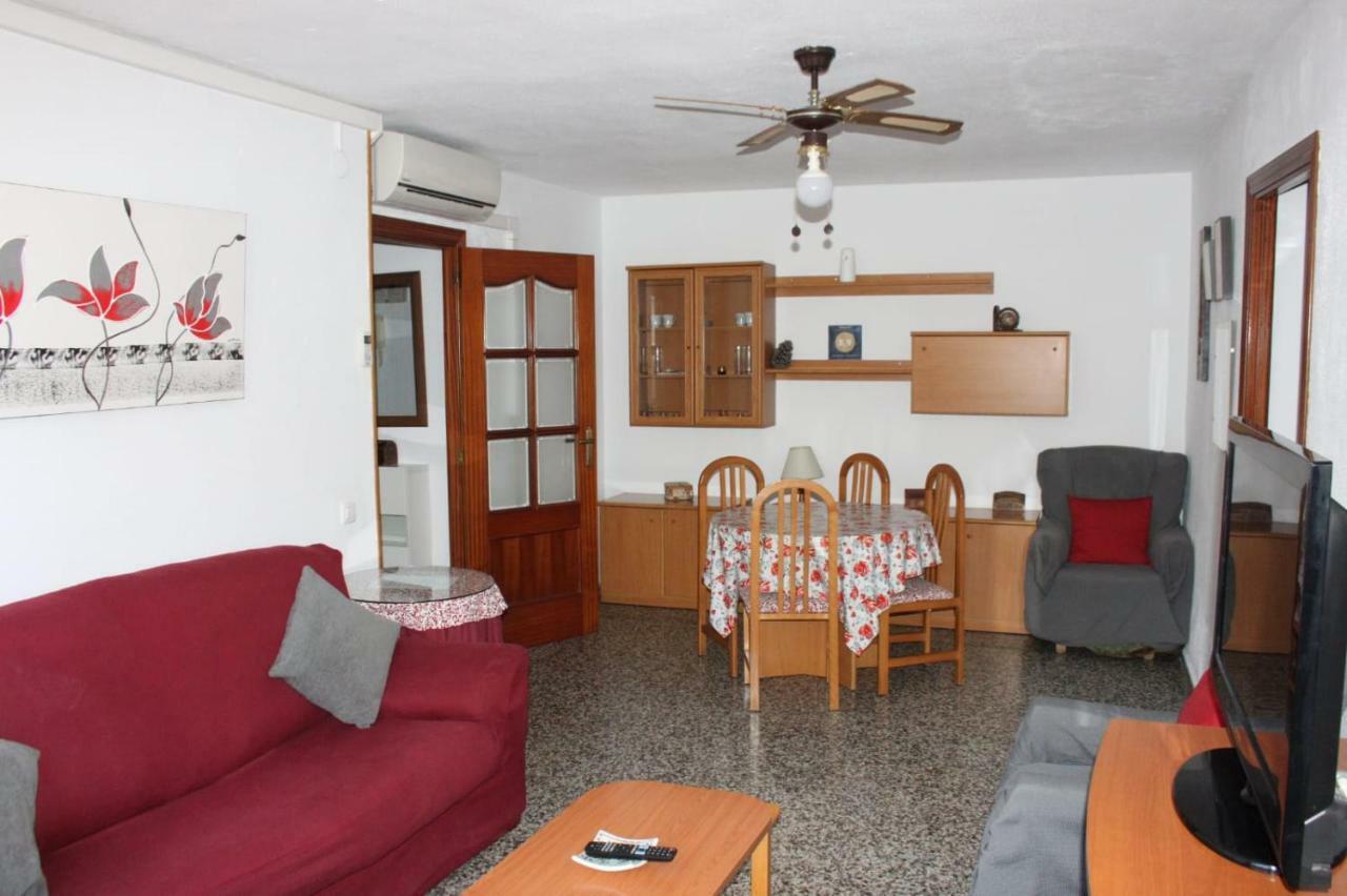 Apartamento Plaza Reina Apartment มาลากา ภายนอก รูปภาพ