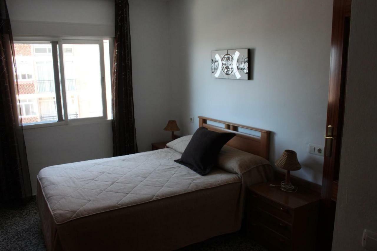 Apartamento Plaza Reina Apartment มาลากา ภายนอก รูปภาพ